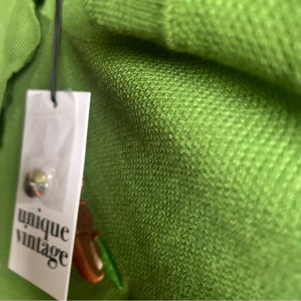 Unique Vintage Green Sweater w/ Jewel Buttons and Peach Embroidery - Picture 5 of 6
